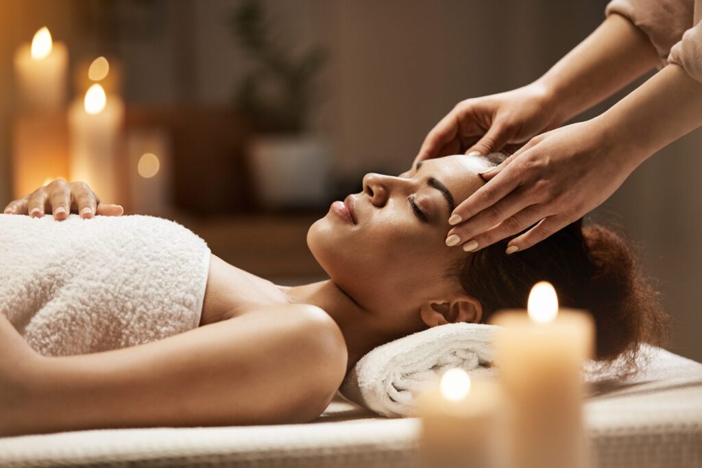 Relaxing full body massage therapy in Kochi & Ernakulam at our wellness spa, offering Swedish, Thai, Ayurvedic, Deep Tissue, and Foot Reflexology services.